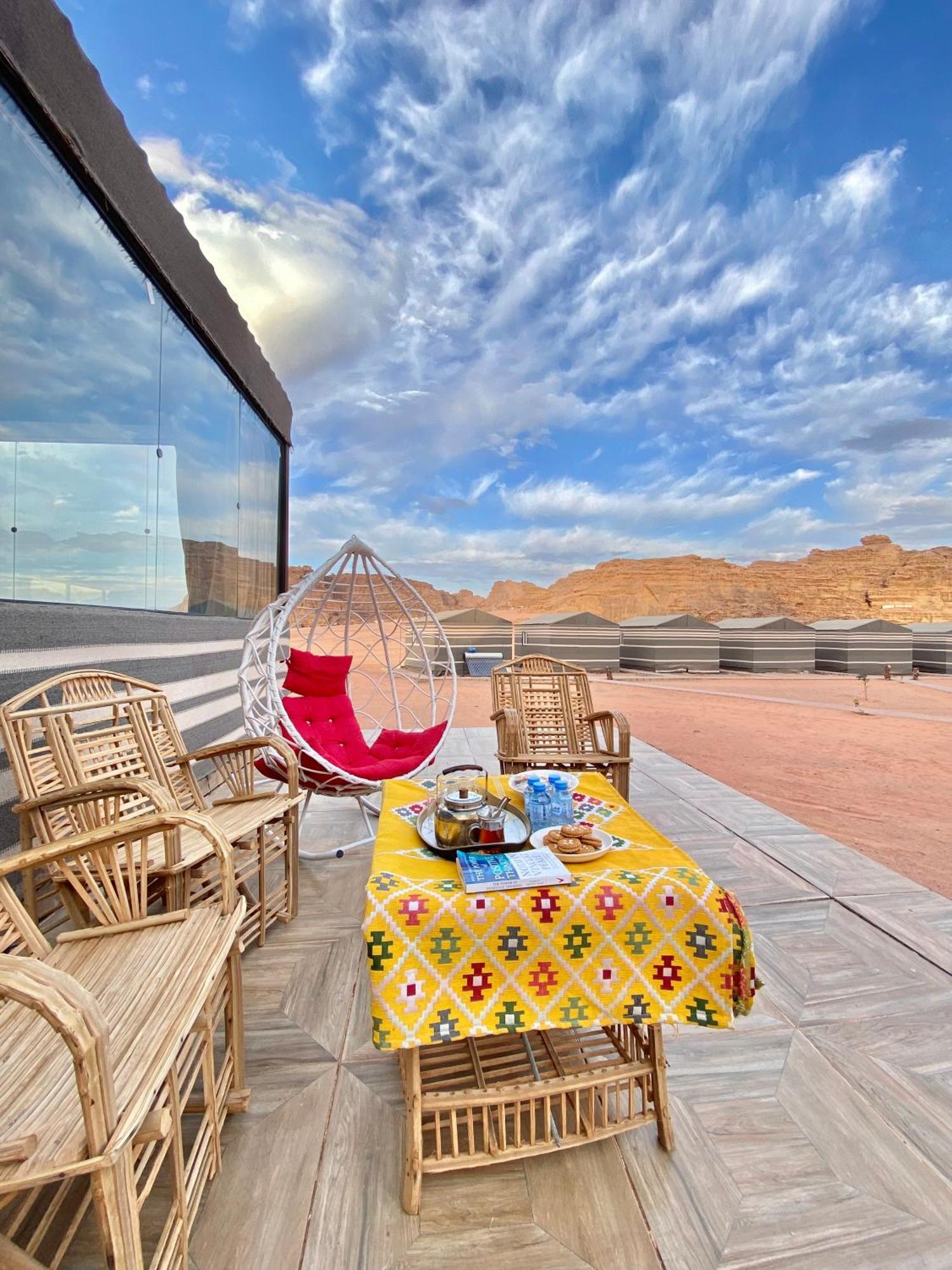 Wadi Rum Noor Camp Exteriör bild